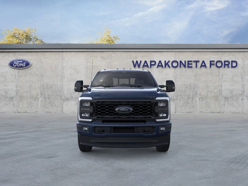 2025 Ford F-250 Lariat photo 2