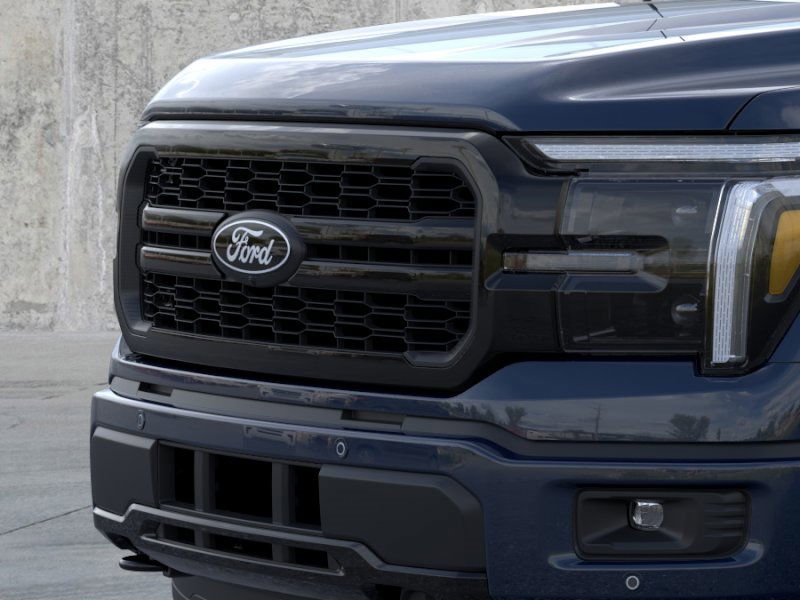 2025 Ford F-150 Lariat photo 12