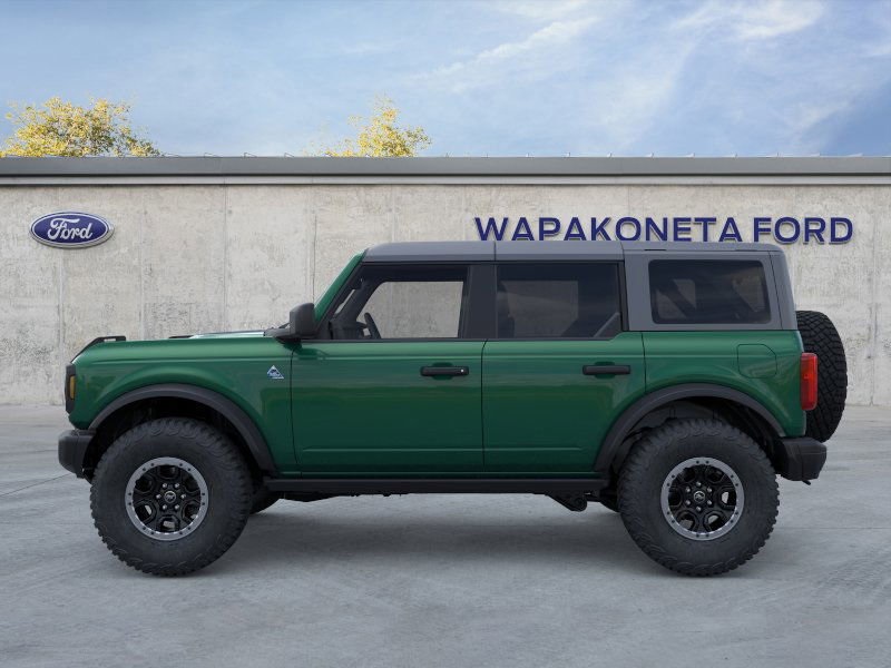 2024 Ford Bronco Black Diamond photo 3