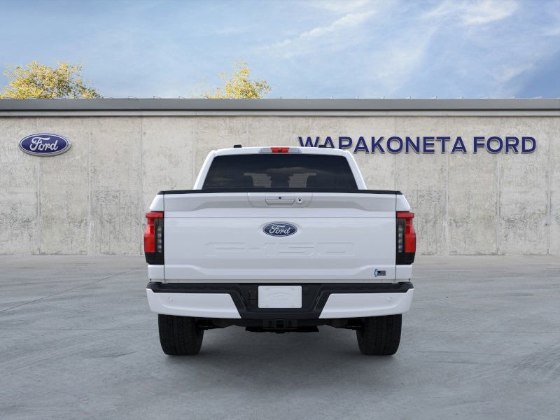 2025 Ford F-150 Lightning photo 3