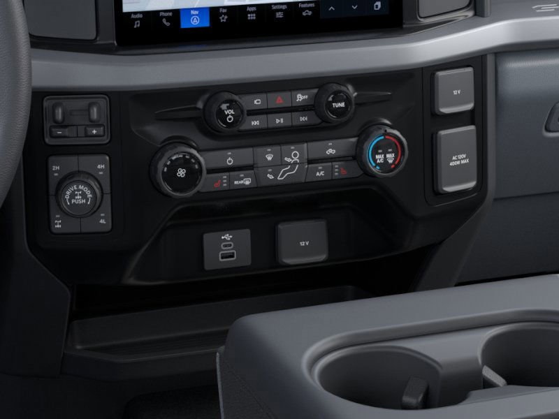 2025 Ford F-250 XLT photo 10