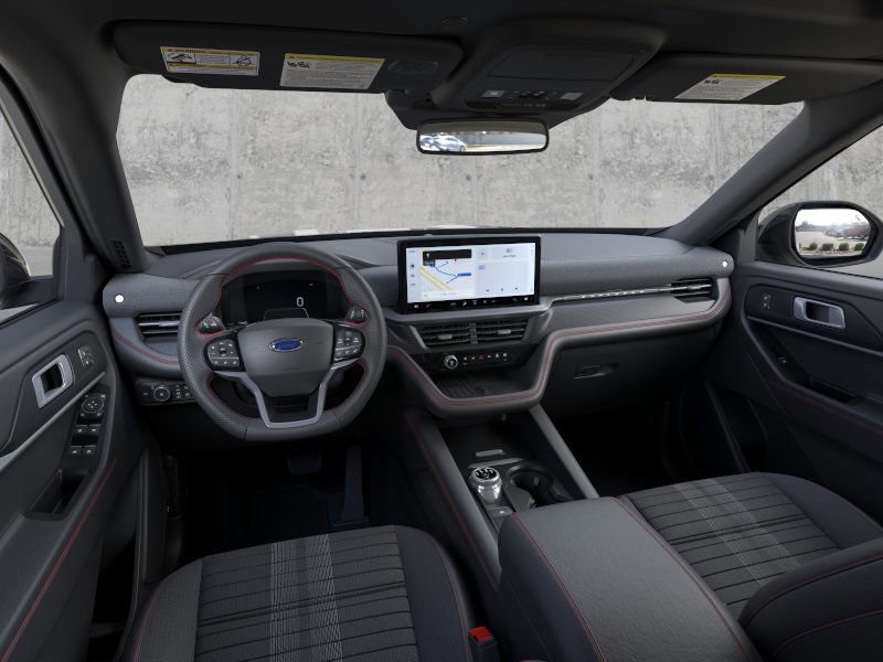 2025 Ford Explorer ST-Line photo 3