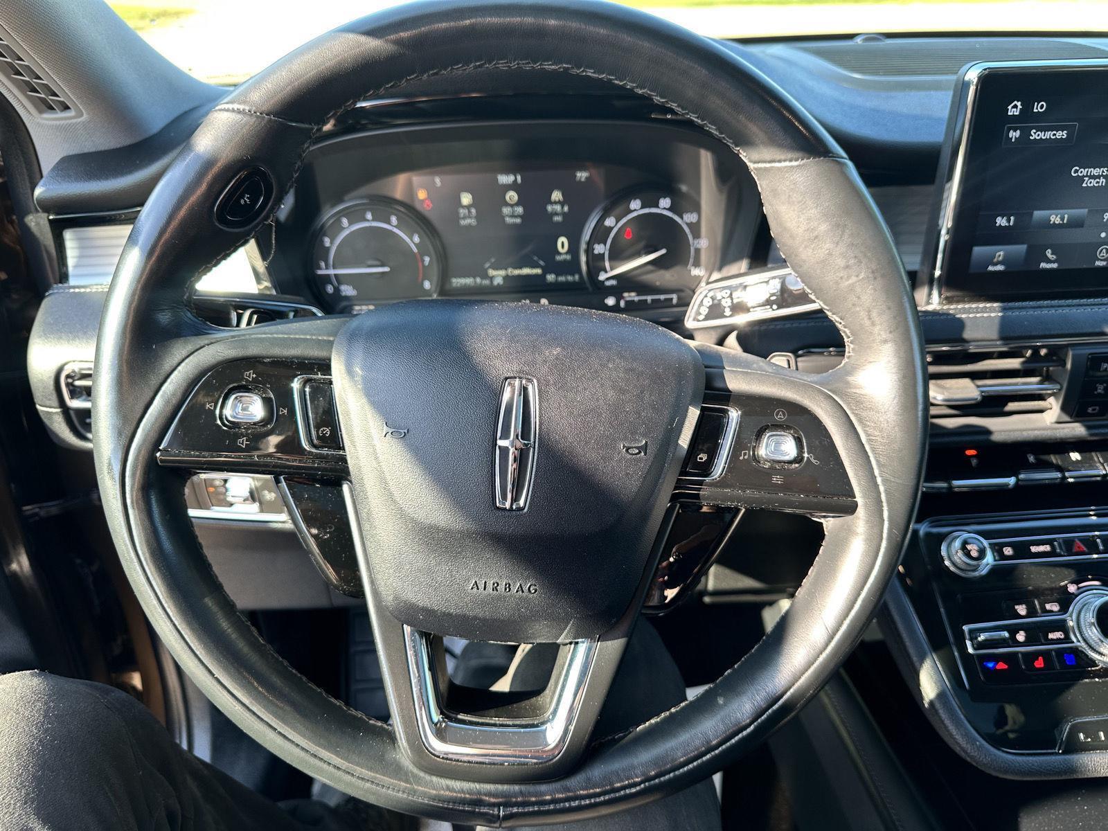 2022 Lincoln Corsair Standard photo 25
