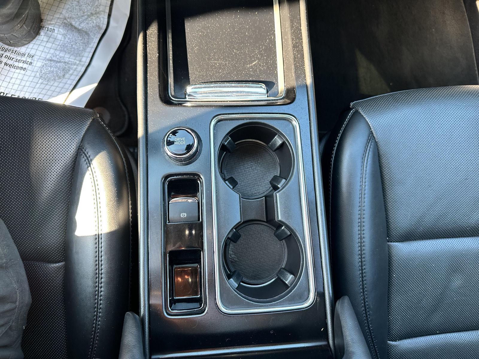 2022 Lincoln Corsair Standard photo 35