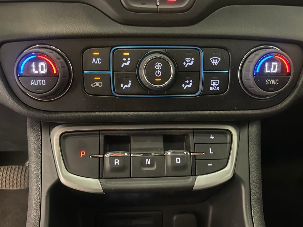 2023 Gmc Terrain SLT photo 11