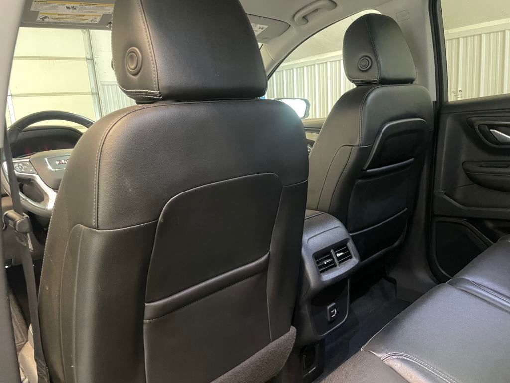 2023 Gmc Terrain SLT photo 16