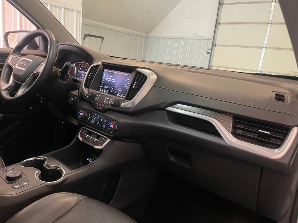 2023 Gmc Terrain SLT photo 22
