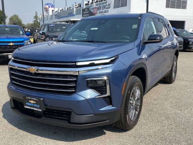 2026 Chevrolet Traverse FWD LT