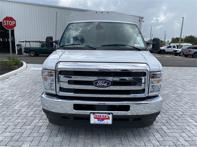 2026 Ford E-350 Base photo 2