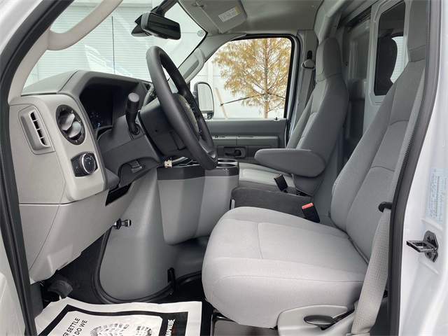 2026 Ford E-350 Base photo 13