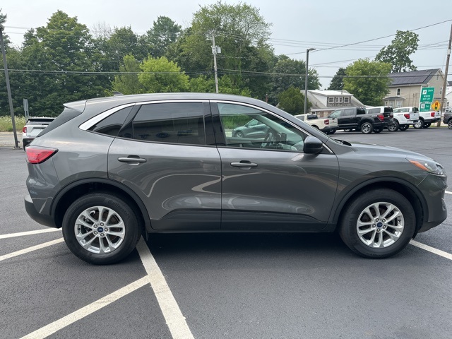 2022 Ford Escape SE photo 4