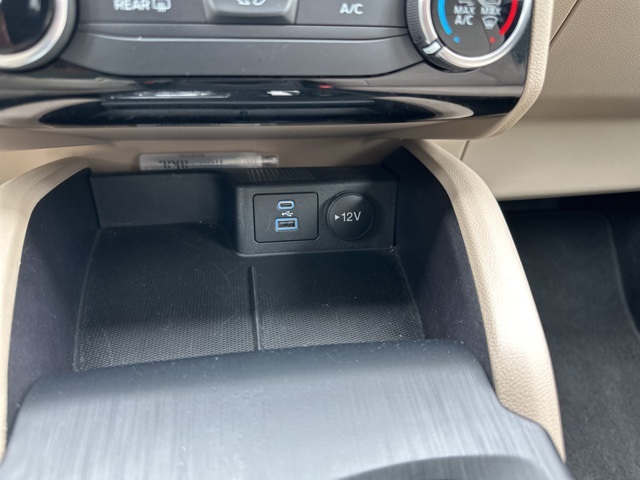 2022 Ford Escape SE photo 14