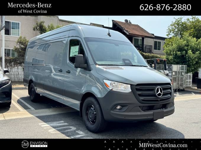 2025 Mercedes-Benz Sprinter Cargo Van Cargo 170 WB