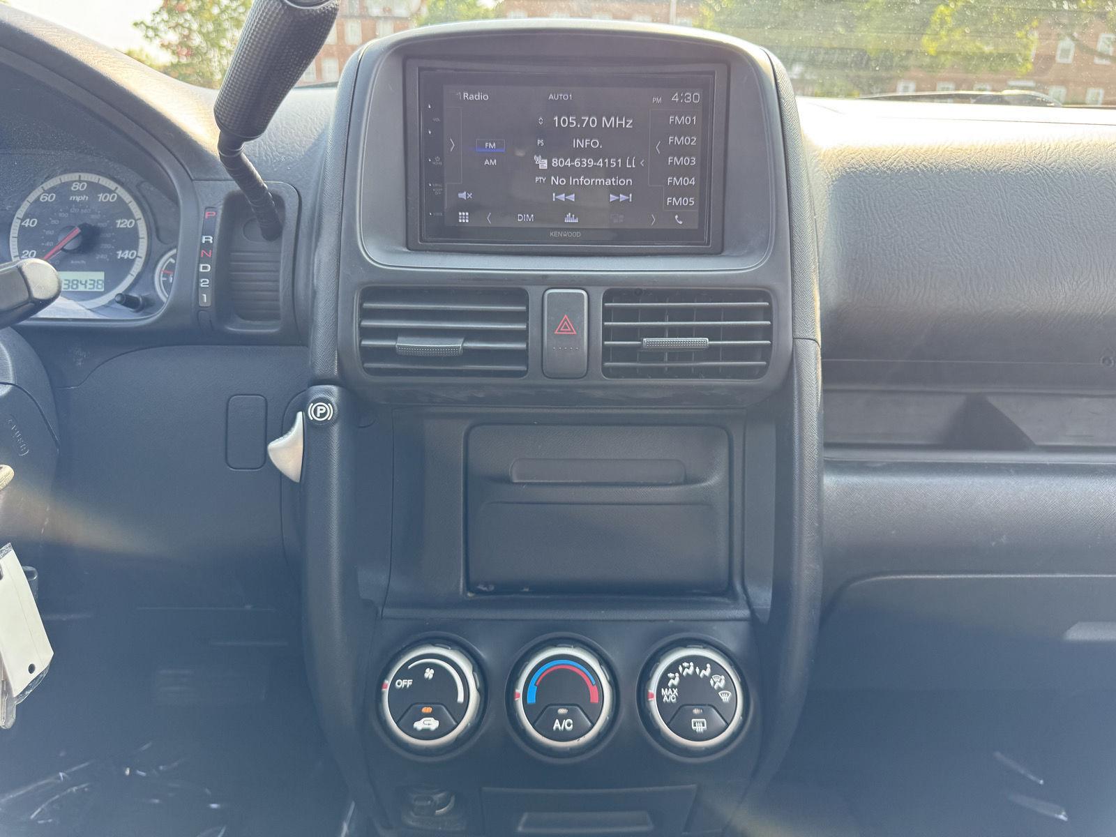 2003 Honda CR-V LX photo 14