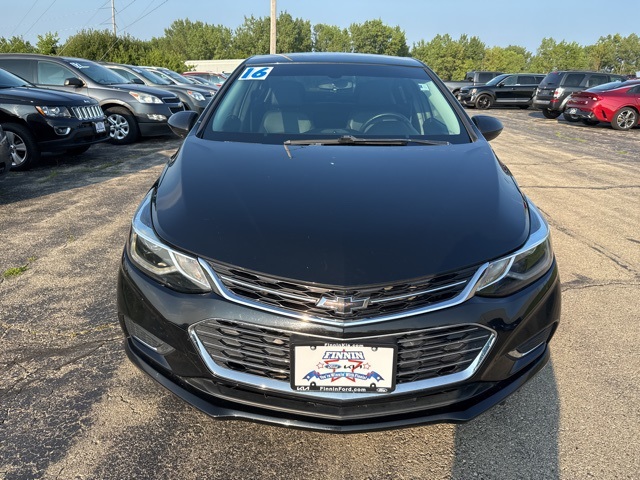 2016 Chevrolet Cruze Premier photo 2