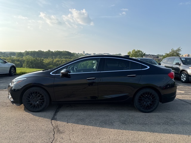 2016 Chevrolet Cruze Premier photo 4