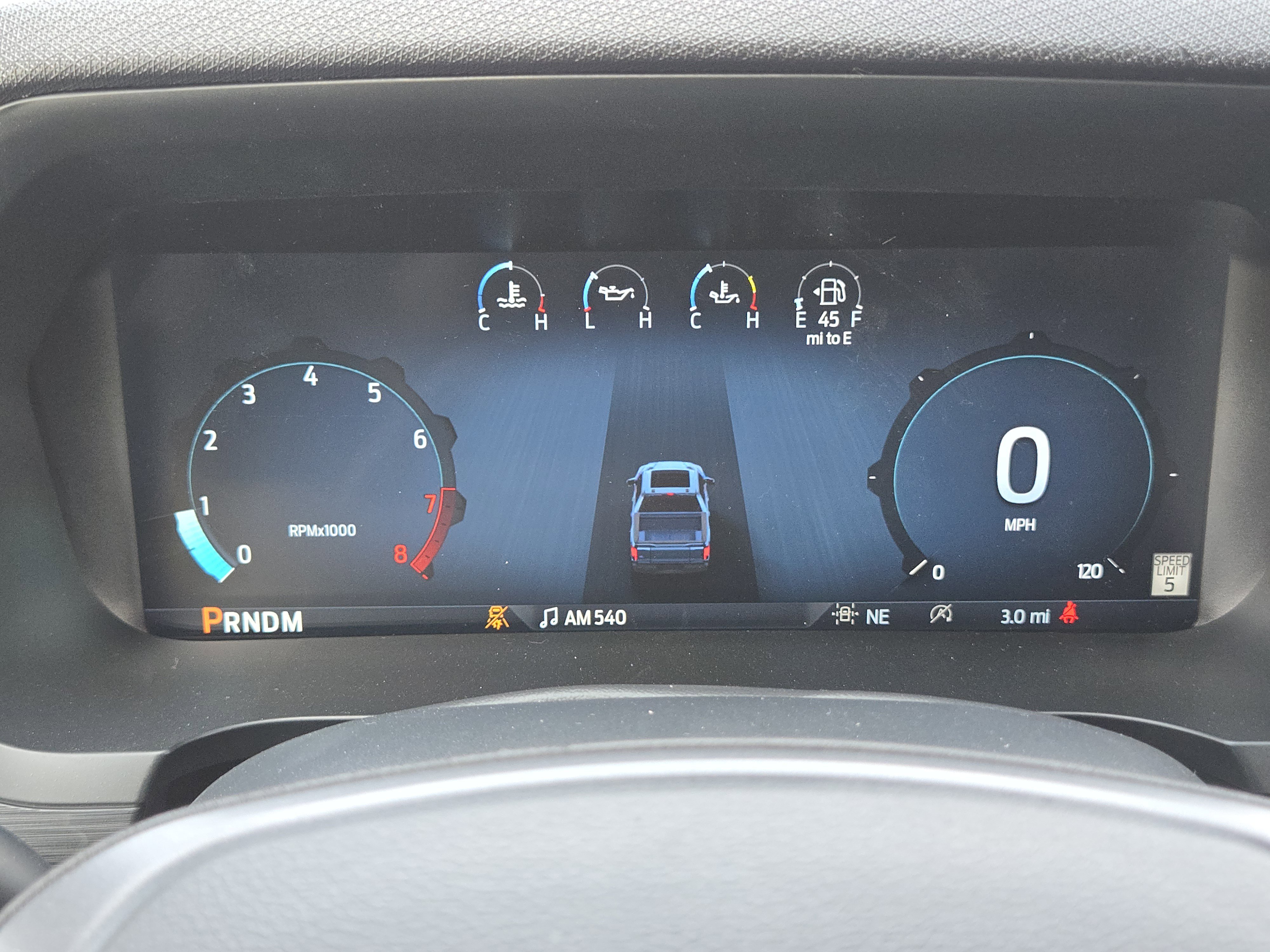 2025 Ford F-150 XLT photo 9