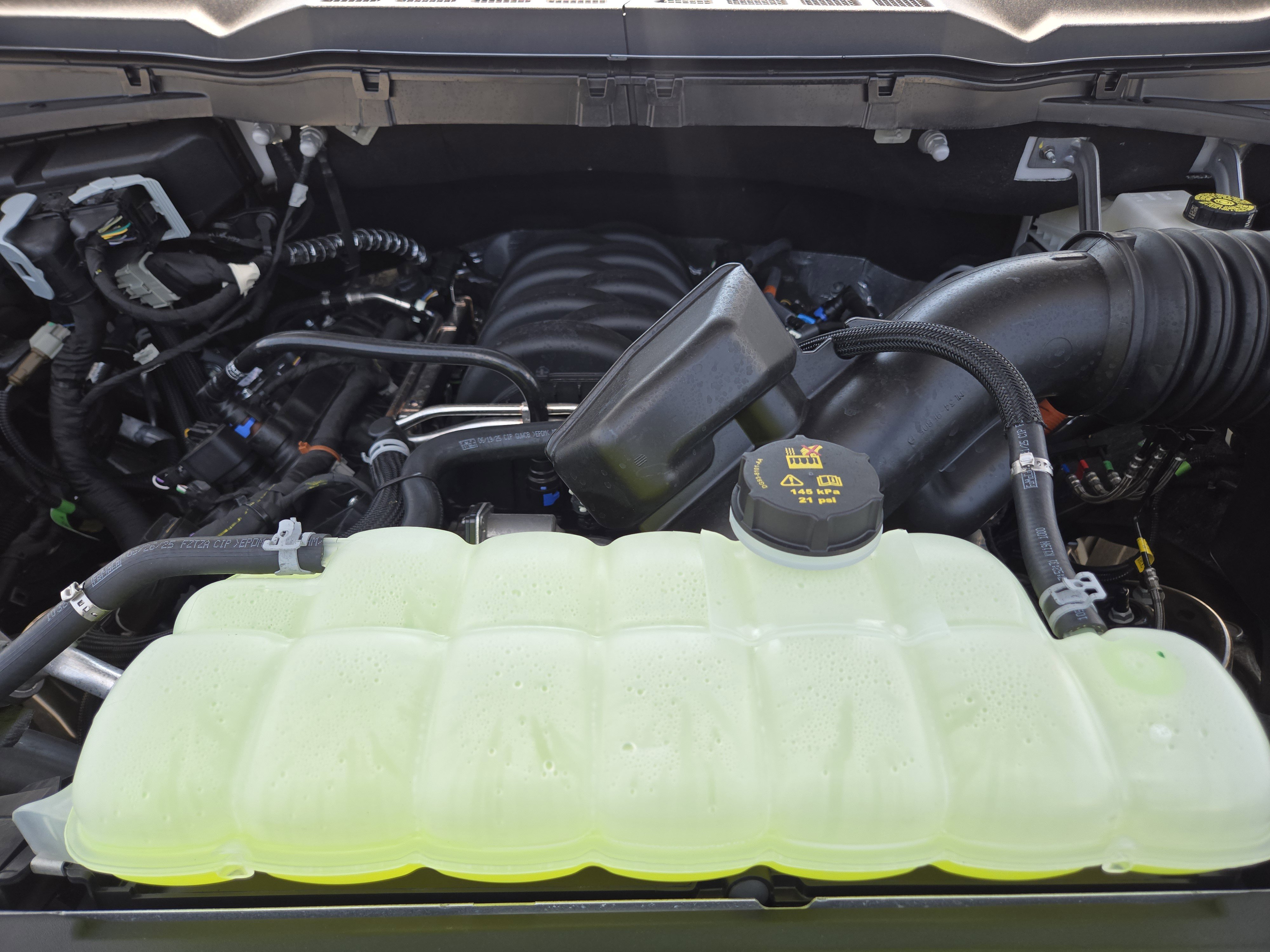 2025 Ford F-150 XLT photo 18