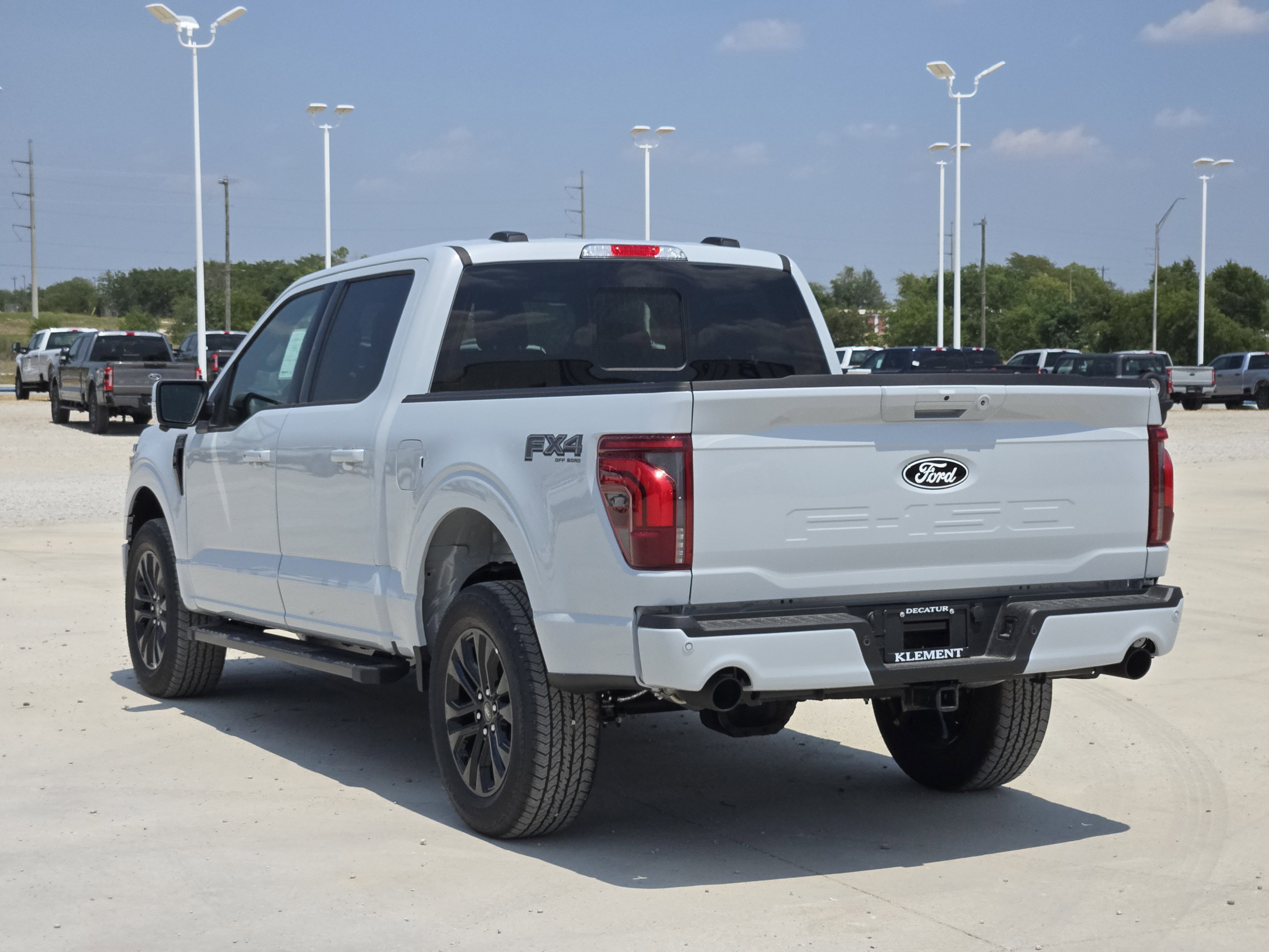 2025 Ford F-150 Lariat photo 3