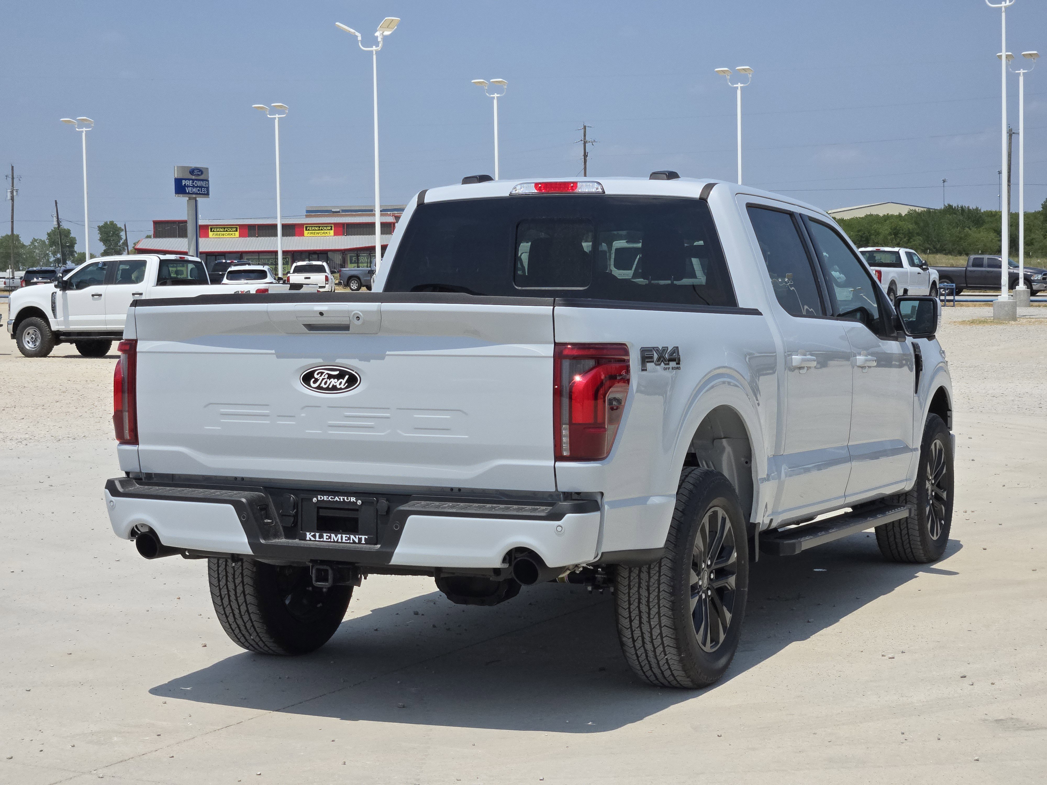 2025 Ford F-150 Lariat photo 4