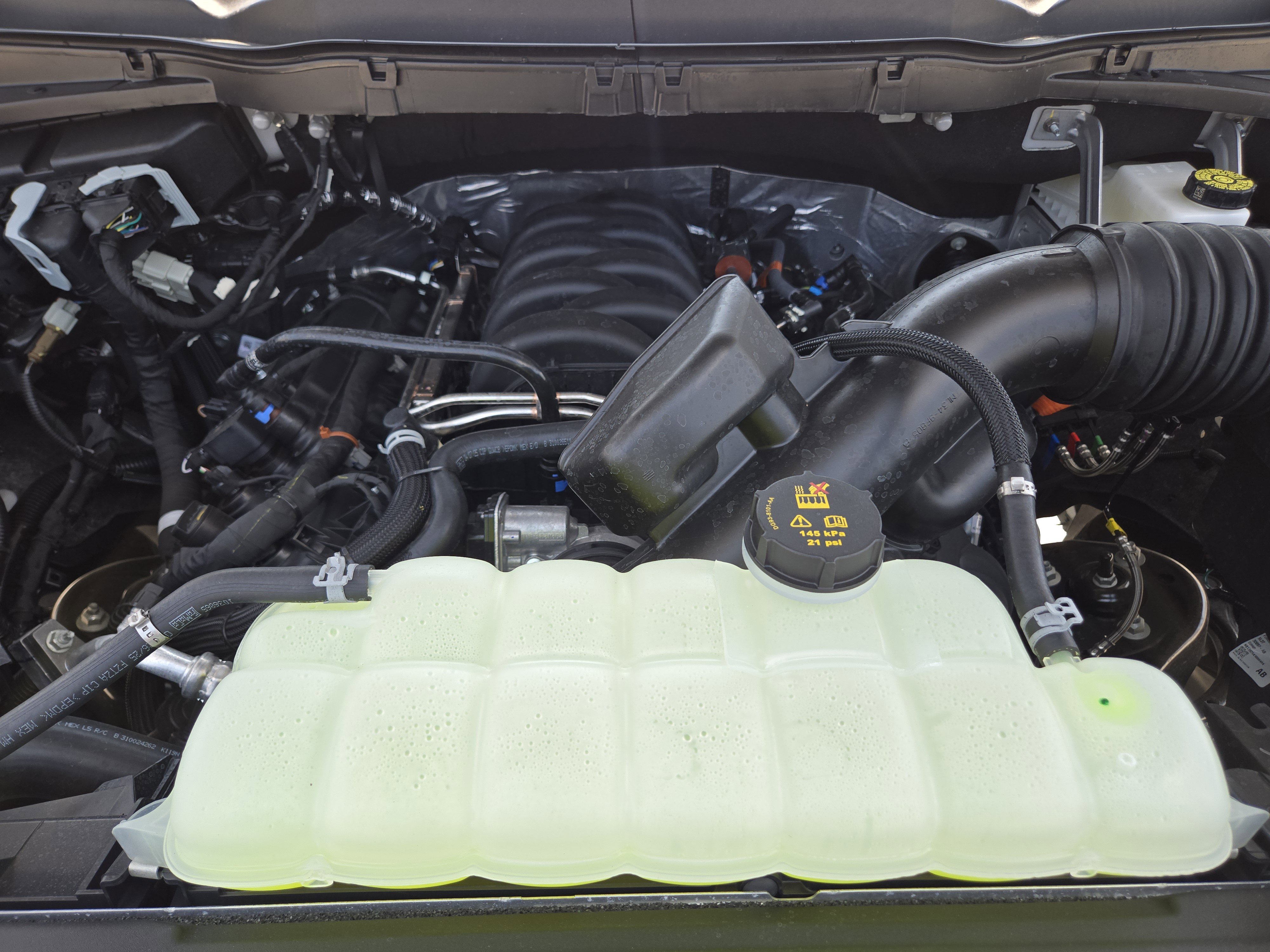 2025 Ford F-150 Lariat photo 20
