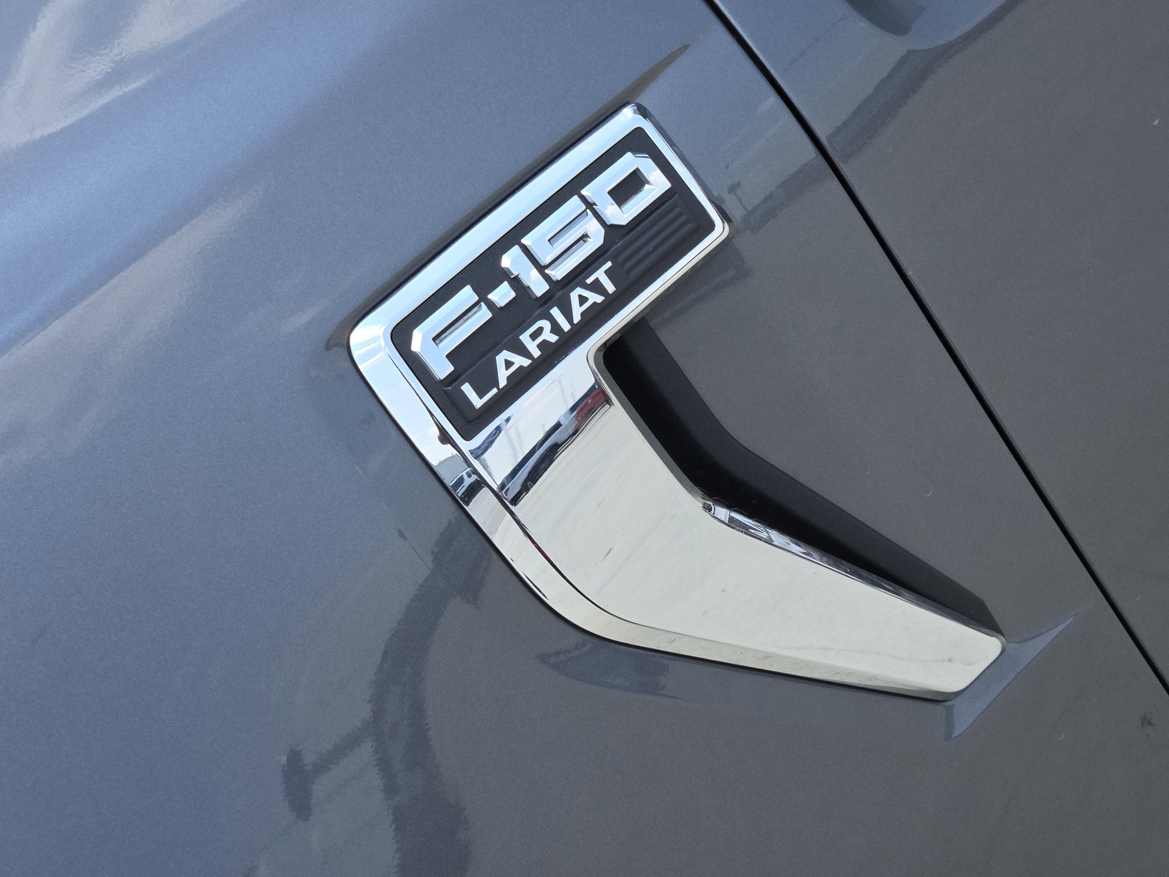 2025 Ford F-150 Lariat photo 7