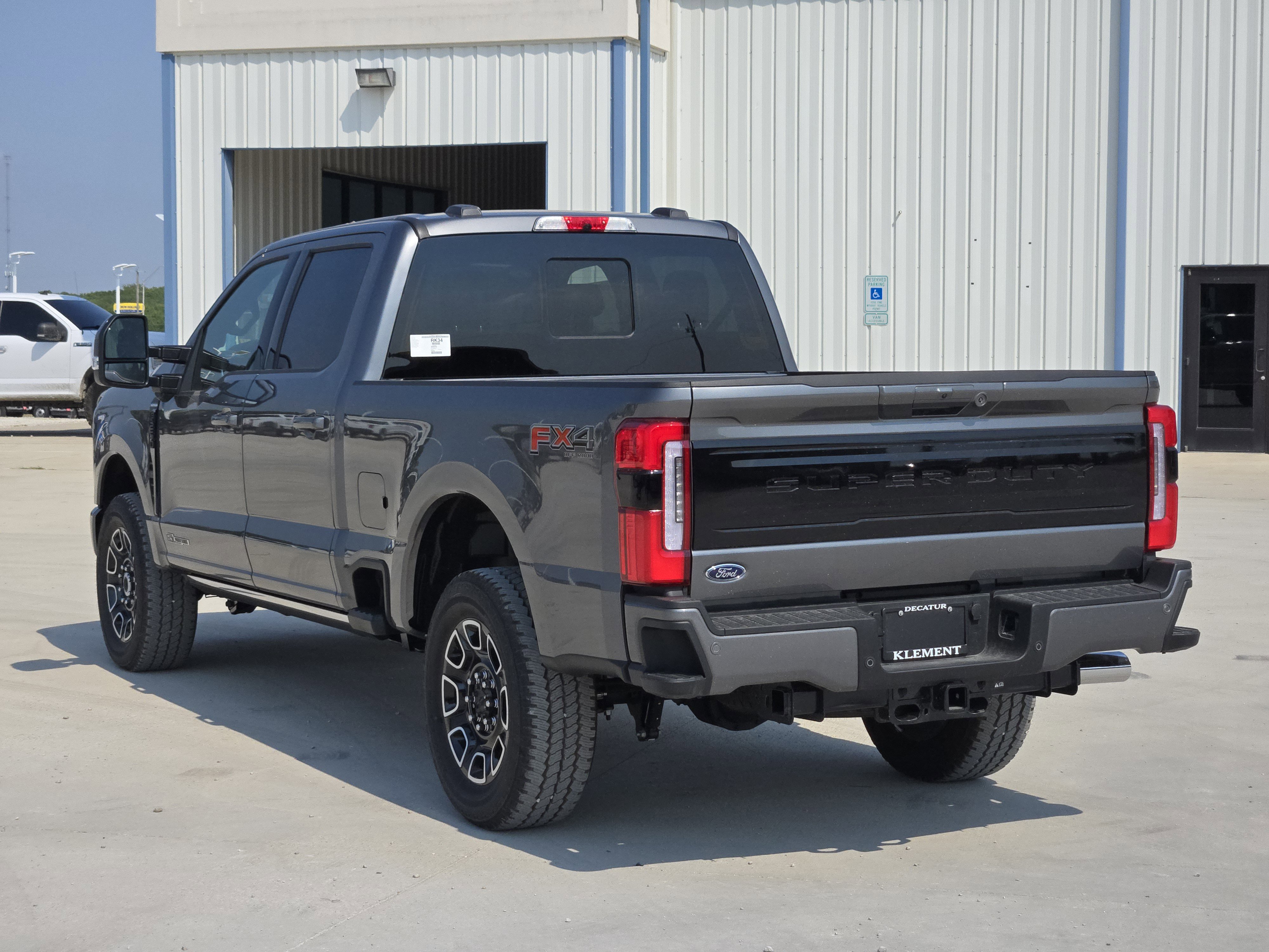 2025 Ford F-250 Platinum photo 22