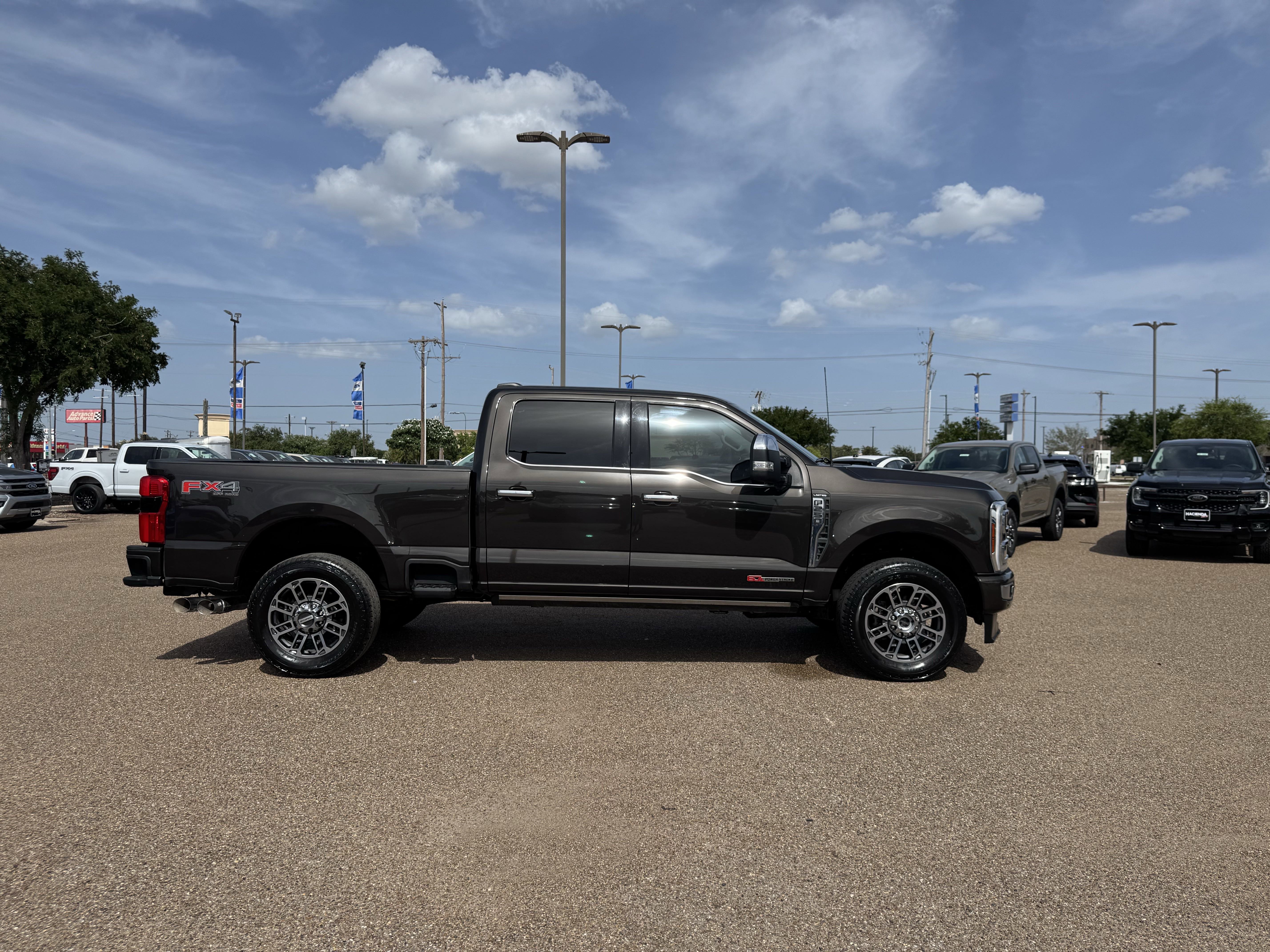 2024 Ford F-250 Limited photo 3