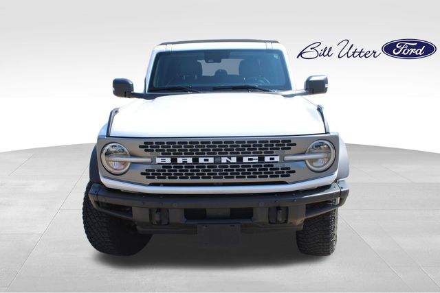 2023 Ford Bronco Badlands photo 2