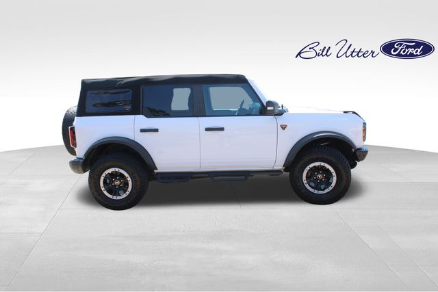 2023 Ford Bronco Badlands photo 4