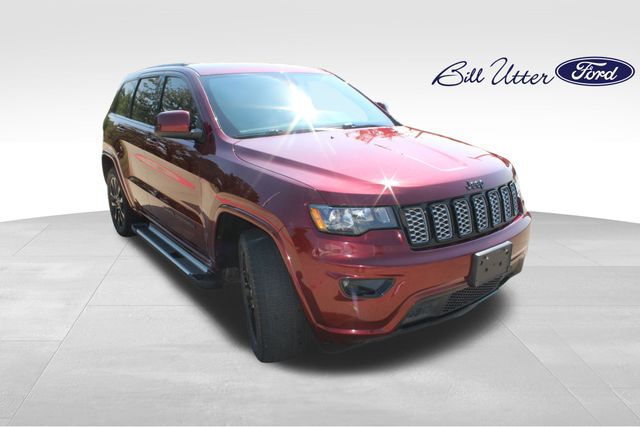 2020 Jeep Grand Cherokee Altitude photo 3