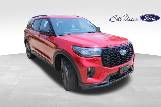 2025 Ford Explorer ST-Line photo 2