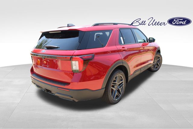 2025 Ford Explorer ST-Line photo 3