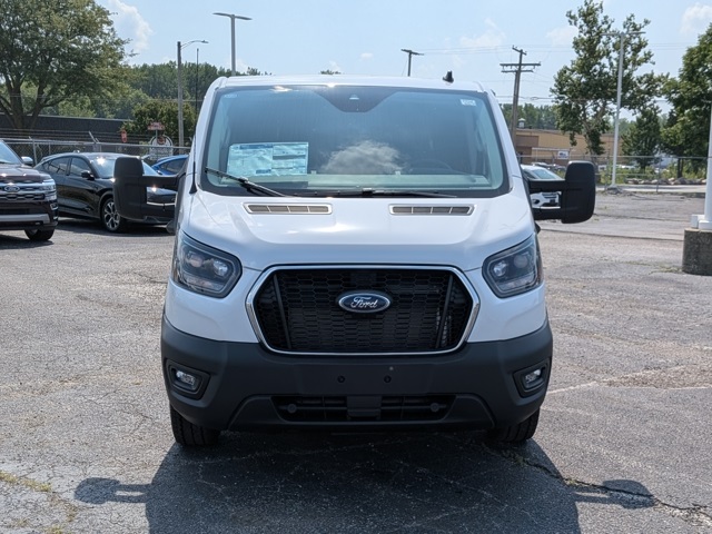 2025 Ford Transit photo 17