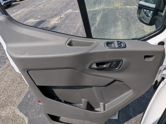 2025 Ford Transit photo 27