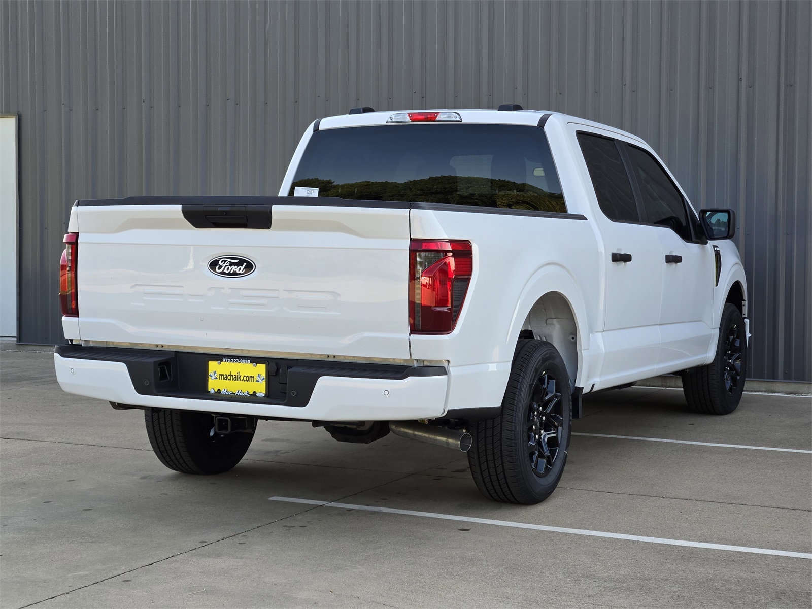 2025 Ford F-150 STX photo 4
