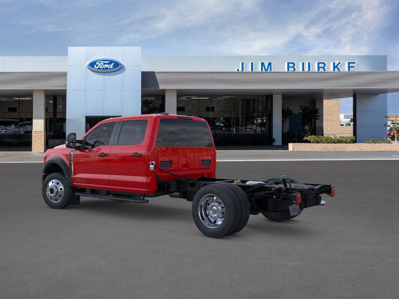 2025 Ford F-550 XLT photo 3