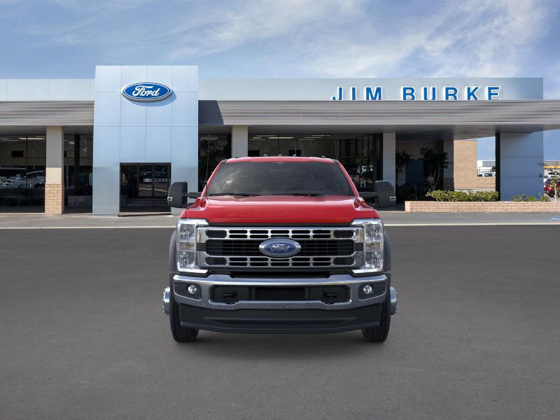 2025 Ford F-550 XLT photo 5