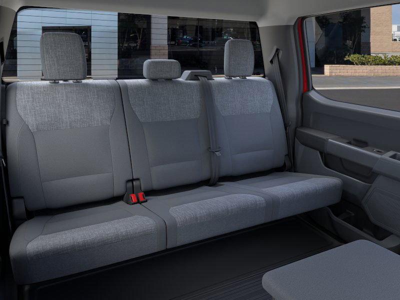 2025 Ford F-550 XLT photo 10