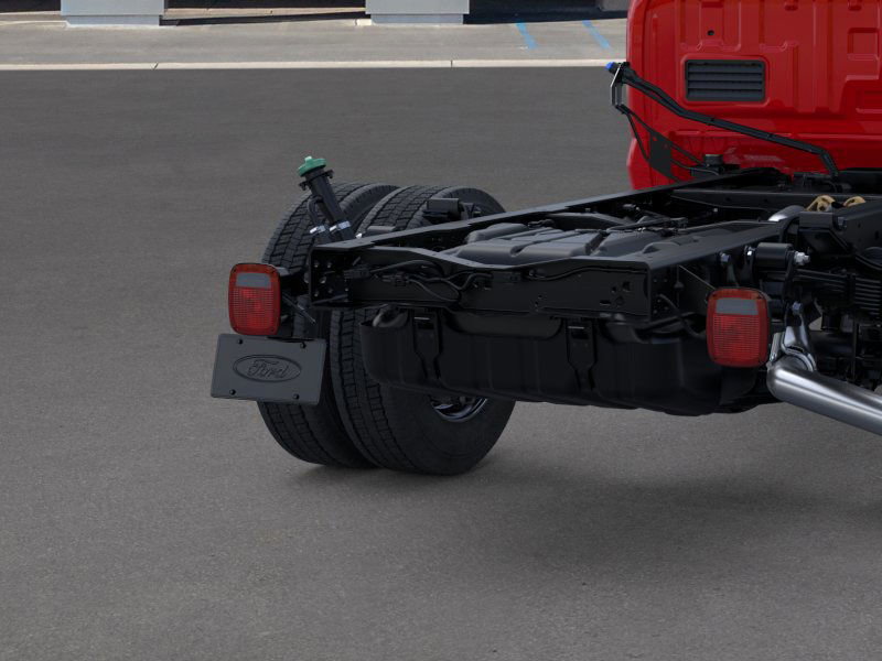2025 Ford F-550 XLT photo 19