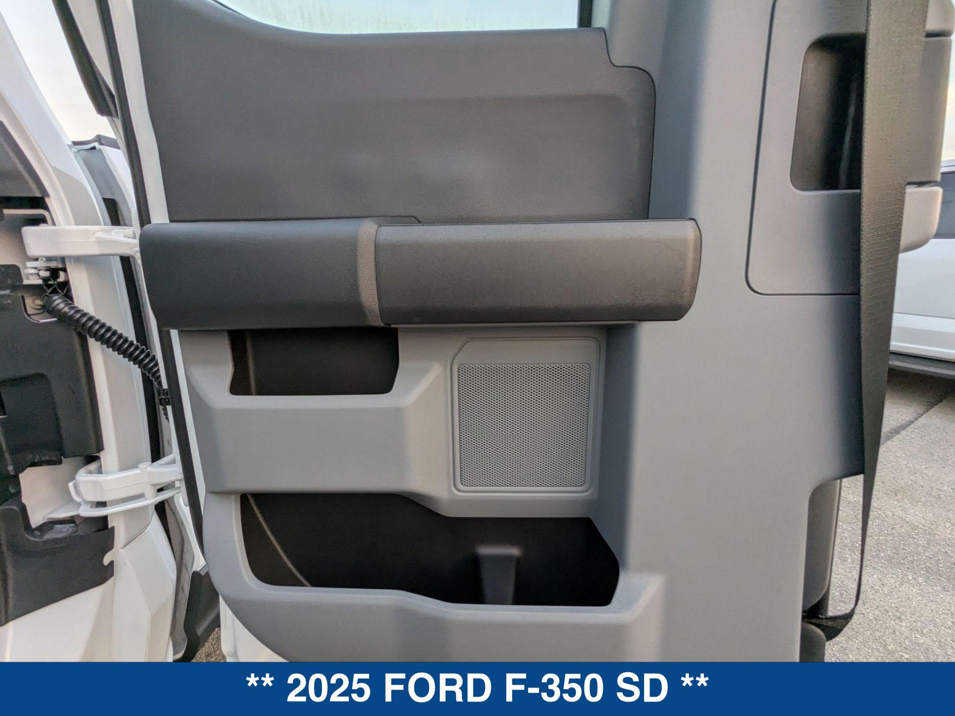 2025 Ford F-350 XL photo 15