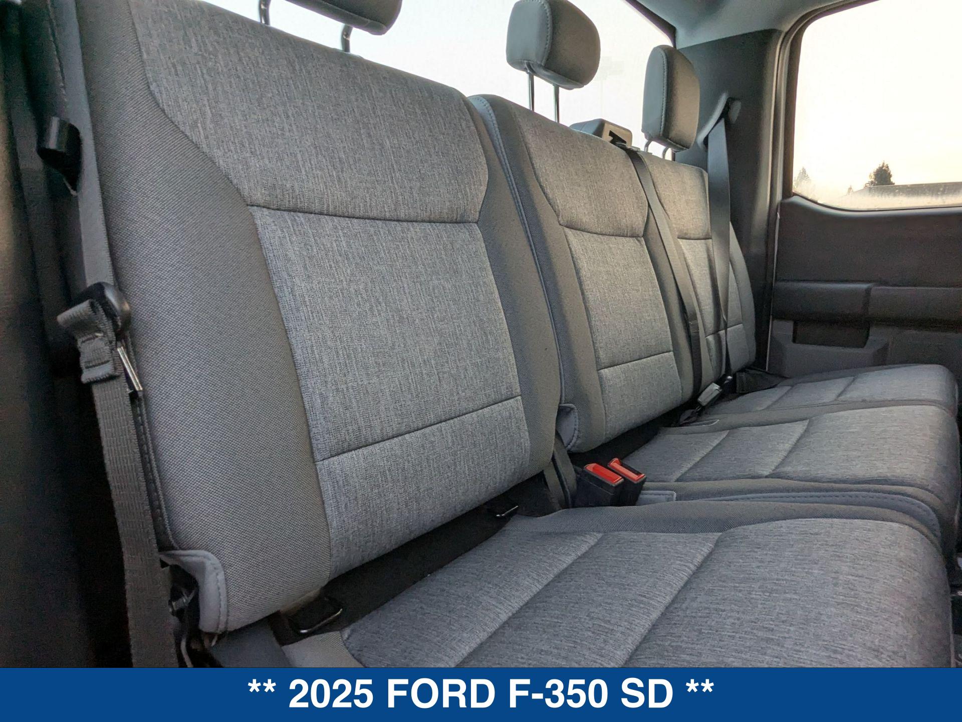 2025 Ford F-350 XL photo 21