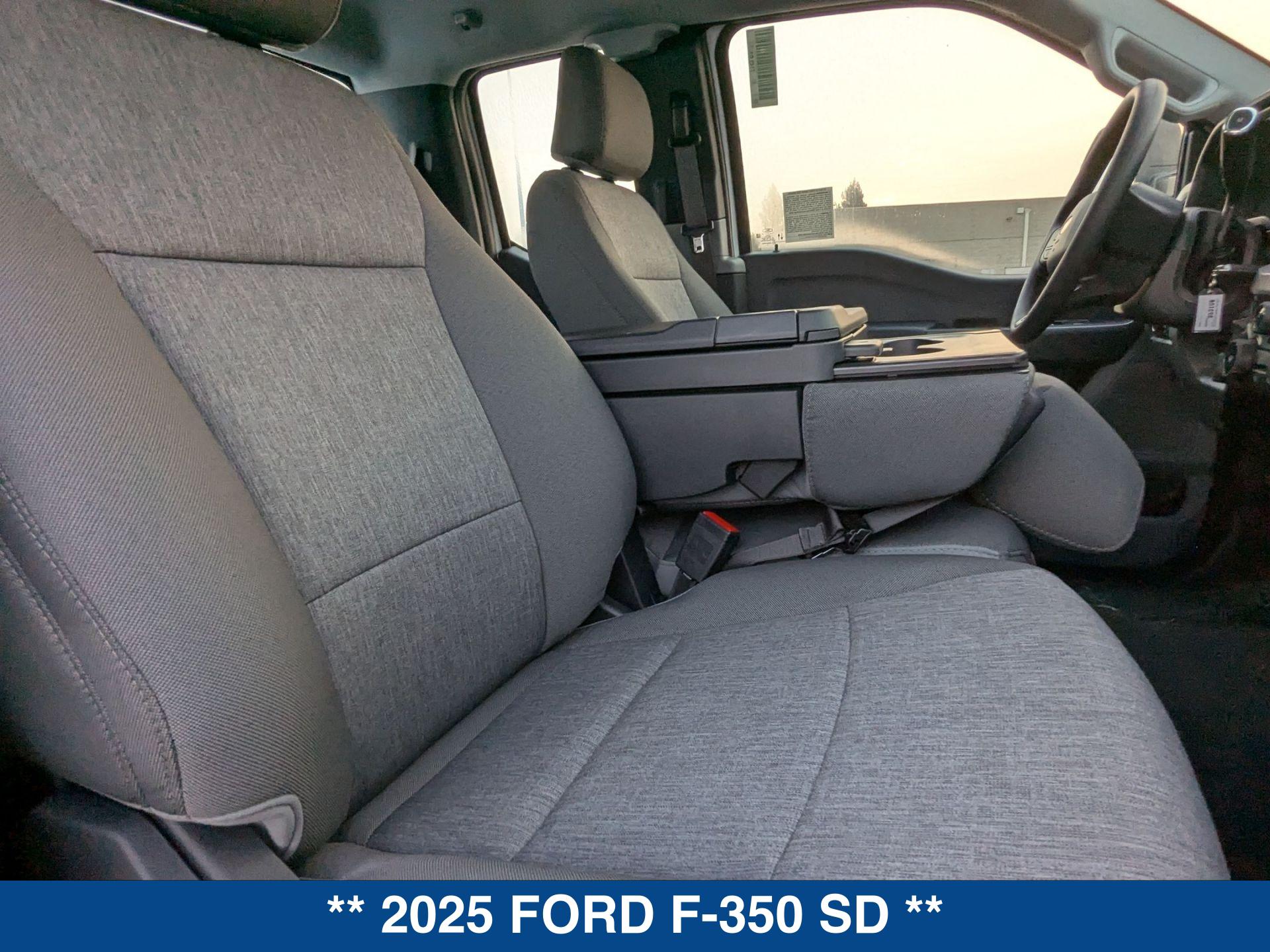 2025 Ford F-350 XL photo 23