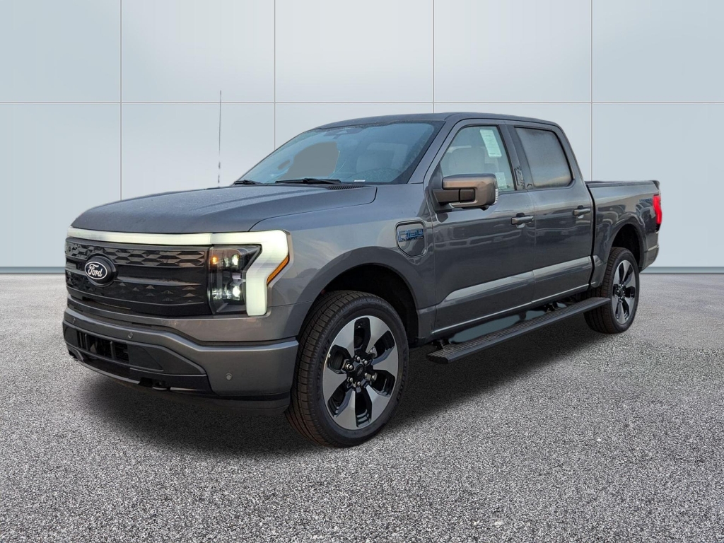 2025 Ford F-150 Lightning Platinum