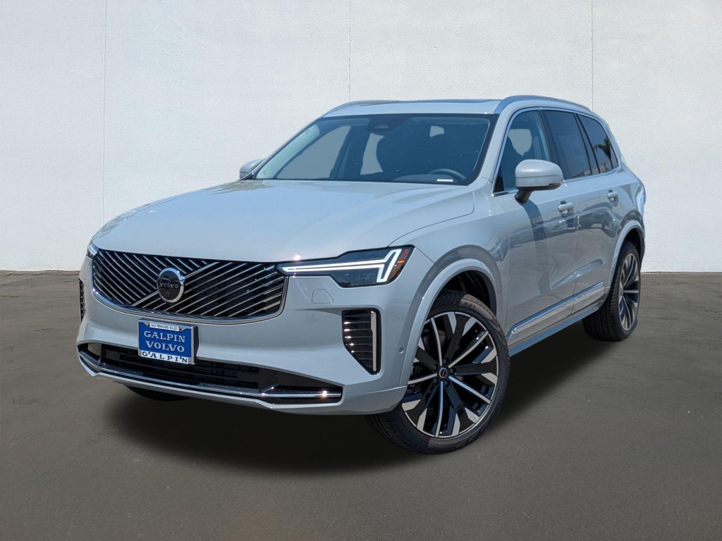 2026 Volvo XC90 B6 Plus 6-Seater