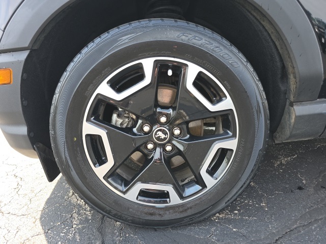 2021 Ford Bronco Sport Outer Banks photo 7