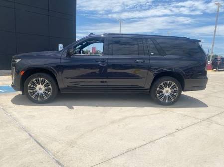 2022 Cadillac Escalade ESV Sport