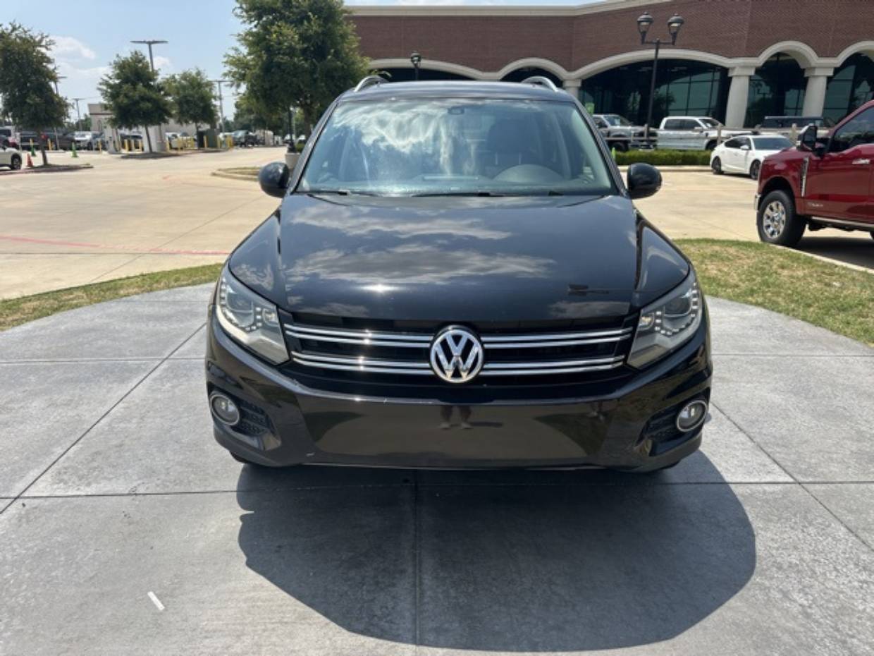Used 2017 Volkswagen Tiguan Sport with VIN WVGTV7AX6HW505709 for sale in Dallas, TX