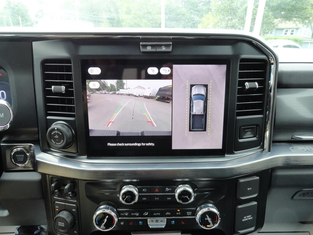 2025 Ford F-250 photo 16