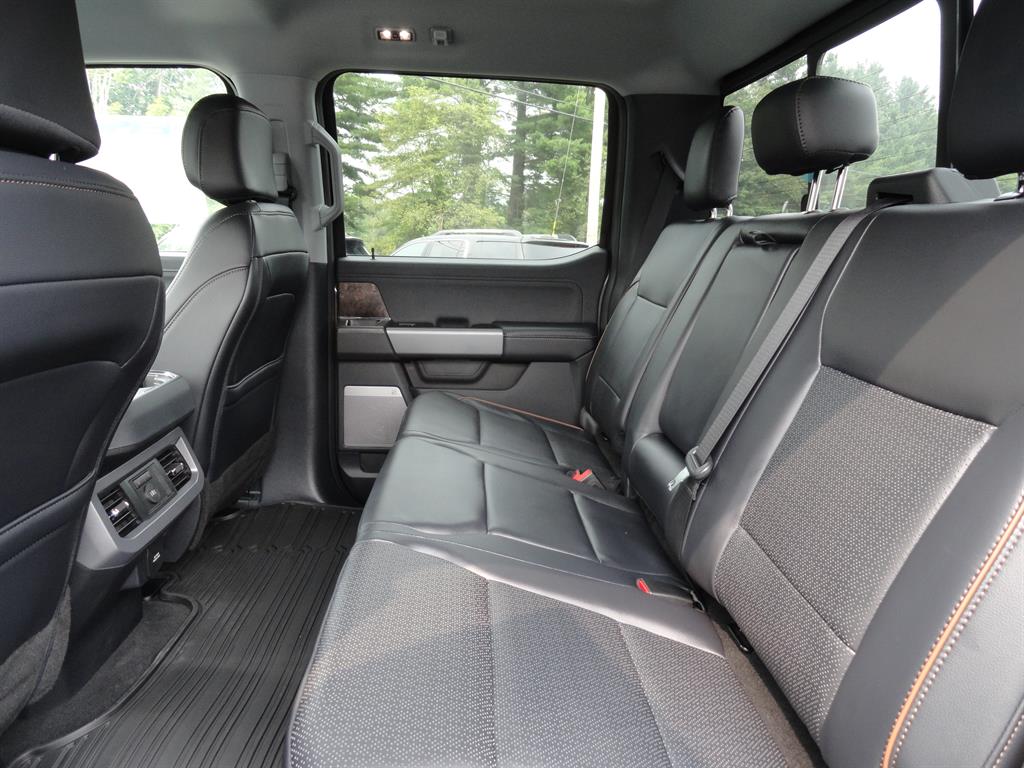 2025 Ford F-250 photo 18